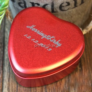 Favor Tin Box " Engraving Love " ( AM-103 )