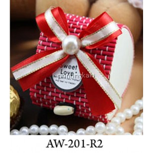 Favor Bamboo Box " Love Shape " ( AW-201 )